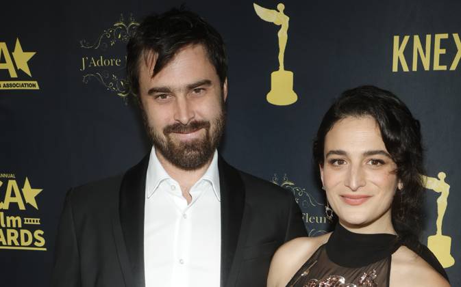24 February 2023 -Beverly Hills, California - Ben Shattuck, Jenny Slate. Hollywood Critics Association s 2023 HCA Film Awards held at Beverly Wilshire, A Four Seasons Hotel in Beverly Hills. Photo Credit: AdMedia 288988 2023-02-24 CA Beverly Hills Etats-Unis  Copyright: xAdMediax STAR_288988_095