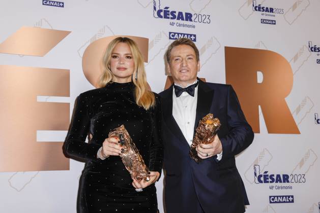 Virginie Efira, Cesar de la meilleure actrice et Benoit Magimel, Cesar du meilleur acteur - 48e ceremonie des Cesar a l Olympia, Paris, France, le 25 02 2023. 288994 2023-02-25 Ile de France Paris France  Copyright: xThierryxStefanopoulos MPPx STAR_288994_072