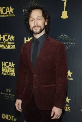 24 February 2023 -Beverly Hills, California - Joseph Gordon-Levitt. Hollywood Critics Association s 2023 HCA Film Awards held at Beverly Wilshire, A Four Seasons Hotel in Beverly Hills. Beverly Hills USA - ZUMAa123 20230224_zaa_a123_246 Copyright: xFSx