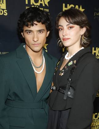 24 February 2023 -Beverly Hills, California - Brandon Perea, BKLYNN, Brooklyn Curtis-White. Hollywood Critics Association s 2023 HCA Film Awards held at Beverly Wilshire, A Four Seasons Hotel in Beverly Hills. Beverly Hills USA - ZUMAa123 20230224_zaa_a123_187 Copyright: xFSx