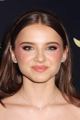 Madeleine McGraw 02 24 2023 Hollywood Critics Association?s 2023 HCA Film Awards held at the Beverly Wilshire, A Four Seasons Hotel in Beverly Hills, CA.  Copyright: xI.xHasegawax 34489-040HNW