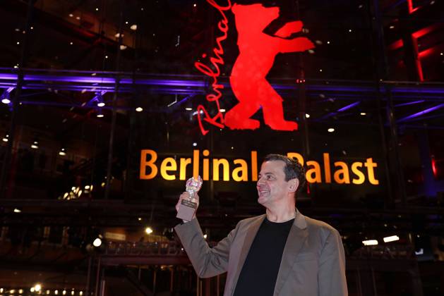 Christian Petzold, der Regisseur und Silberner BaerGewinner beim Fototermin am Berlinale Palast vom International Film Festival Berlinale am 25.02.2023 in Berlin Berlinale 2023- Gewinner Photo Call
