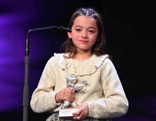 (230226) -- BERLIN, Feb. 26, 2023 -- Sofia Otero, who starred in the film 20,000 Species of Bees , is seen after receiving the Silver Bear for Best Leading Performance during the 73rd Berlin International Film Festival in Berlin, Germany, Feb. 25, 2023. ) GERMANY-BERLIN-BERLINALE 2023-AWARDS RenxPengfei 