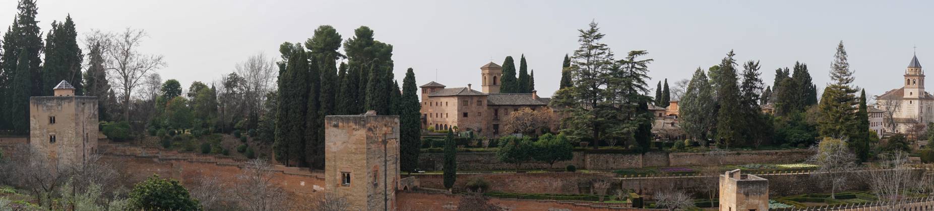 panorama view of the Alhambra Palaces above Granada in Andalusia Granada, Spain - 4 February, 2021: panorama view of the Alhambra Palaces above Granada in Andalusia Copyright: xZoonar.com NandoxLardix 16784841