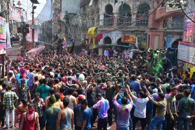 March 8, 2023, Prayagraj, Uttar Pradesh, India: Prayagraj: People dance during Holi festival Celebration in Prayagraj on Wednesday, March 08, 2023. Prayagraj India - ZUMAv115 20230308_zap_v115_001 Copyright: xPrabhatxKumarxVermax
