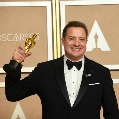 March 12, 2023, Los Angeles, California, USA: Actor BRENDAN FRASER took best actor honors for his performance as a morbidly obese man trying to reconnect with his estranged daughter in The Whale., celebrating his win in the Press Room during the 95th Academy Awards. Los Angeles USA - ZUMAz03_ 20230312_zbp_z03_457 Copyright: xKevinxSullivanx