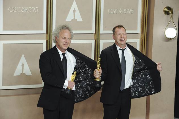 Charlie Mackesy, Matthew Freud in the press room for 95th Academy Awards - Photo Room, Dolby Theatre, Los Angeles, CA March 12, 2023. Photo By: Elizabeth Goodenough Everett Collection in the press room for 95th Academy Awards - Photo Room, Dolby Theatre, Los Angeles, CA March 12, 2023. Photo By: Elizabeth Goodenough Everett Collection PUBLICATIONXNOTxINxCANxCHNxFRAxITAxJPNxNORxPOLxRUSxESPxUKxUSA