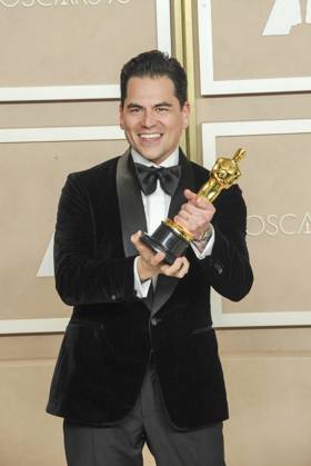 Jonathan Wang in the press room for 95th Academy Awards - Photo Room, Dolby Theatre, Los Angeles, CA March 12, 2023. Photo By: Elizabeth Goodenough/Everett Collection in the press room for 95th Academy Awards - Photo Room, Dolby Theatre, Los Angeles, CA March 12, 2023. Photo By: Elizabeth Goodenough/Everett Collection PUBLICATIONXNOTxINxCANxCHNxFRAxITAxJPNxNORxPOLxRUSxESPxUKxUSA