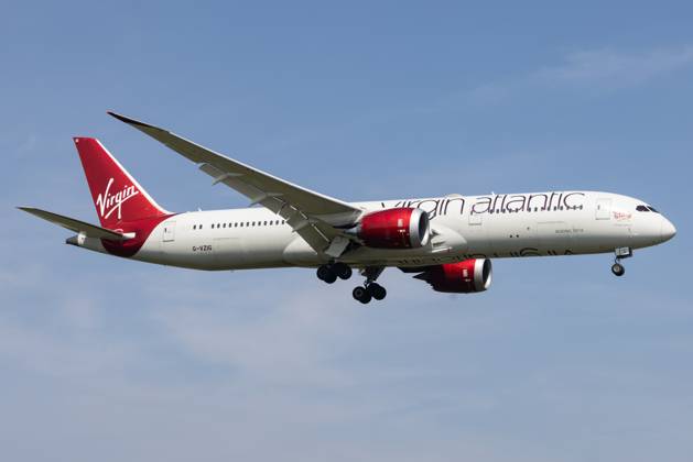 Die Boeing 787-9 Dreamliner (B789) der Fluglinie Virgin Atlantic (VS VIR) mit der Registrierung G-VZIG (MSN: 37969) landet am Flughafen London Heathrow Airport (EGLL LHR). London Greater London Vereinigtes Königreich