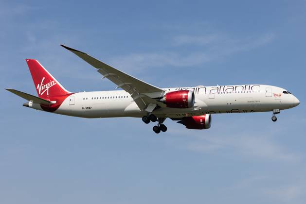 Die Boeing 787-9 Dreamliner (B789) der Fluglinie Virgin Atlantic (VS VIR) mit der Registrierung G-VMAP (MSN: 38047) landet am Flughafen London Heathrow Airport (EGLL LHR). London Greater London Vereinigtes Königreich