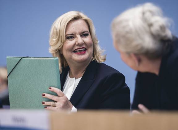 Die Wehrbeauftragte des Deutschen Bundestages, Eva Hoegl (SPD) im Rahmen der Vorstellung des Jahresberichtes 2022 in der Bundespressekonferenz. Berlin, 14.03.2023. Berlin Deutschland