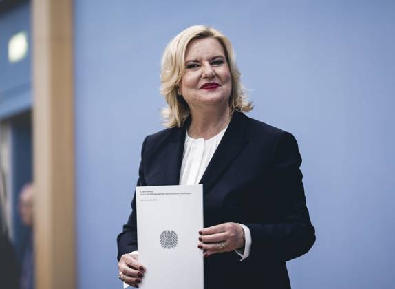 Die Wehrbeauftragte des Deutschen Bundestages, Eva Hoegl (SPD) im Rahmen der Vorstellung des Jahresberichtes 2022 in der Bundespressekonferenz. Berlin, 14.03.2023. Berlin Deutschland