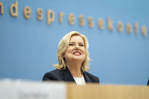 Bundespressekonferenz in Berlin - Vorstellung Jahresbericht 2022 der Wehrbeauftragten des Deutschen Bundestags Eva Högl ;Bundespressekonferenz in Berlin - Vorstellung Jahresbericht 2022 der Wehrbeauftragten des Deutschen Bundestags Eva Högl , Berlin Berlin Deutschland Haus der Bundespressekonferenz
