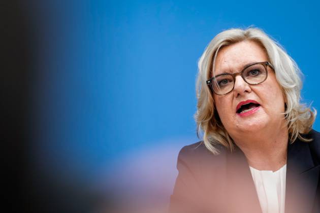 Bundespressekonferenz Vorstellung des Jahresberichtes 2022 der Wehrbeauftragten Aktuell,14.03.2023, Berlin, Eva Hoegl, Wehrbeauftragte des Deutschen Bundestages im Portrait bei der Vorstellung des Jahresberichtes 2022 der Wehrbeauftragten in der Bundespressekonferenz Berlin Berlin Deutschland