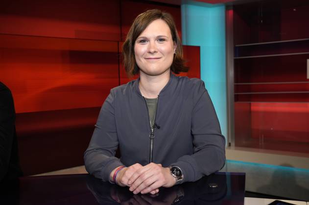 Karen Malsy in der ARD-Talkshow hart aber fair im Studio Adlershof. Berlin, 13.03.2023