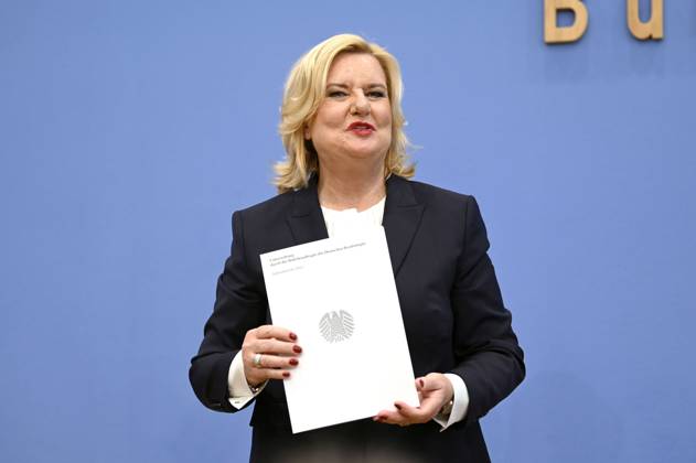 Eva Högl bei der Bundespressekonferenz zur Vorstellung des Jahresberichtes 2022 im Haus der Bundespressekonferenz. Berlin, 14.03.2023