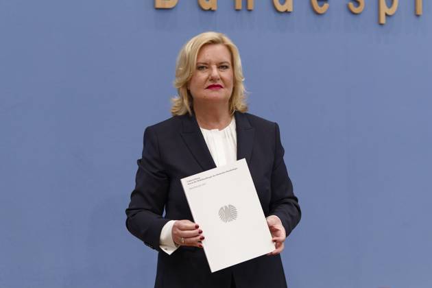 Högl stellt Wehrbericht 2022 vor 2023-03-13, Deutschland, Berlin - Bundespressekonferenz: Eva Högl (SPD), Wehrbeauftragte des Deutschen Bundestags, stellt den Wehrbericht 2022 vor.
