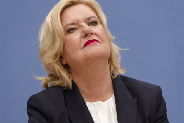 Högl stellt Wehrbericht 2022 vor 2023-03-13, Deutschland, Berlin - Bundespressekonferenz: Eva Högl (SPD), Wehrbeauftragte des Deutschen Bundestags, stellt den Wehrbericht 2022 vor.
