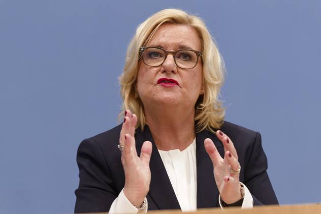 Högl stellt Wehrbericht 2022 vor 2023-03-13, Deutschland, Berlin - Bundespressekonferenz: Eva Högl (SPD), Wehrbeauftragte des Deutschen Bundestags, stellt den Wehrbericht 2022 vor.
