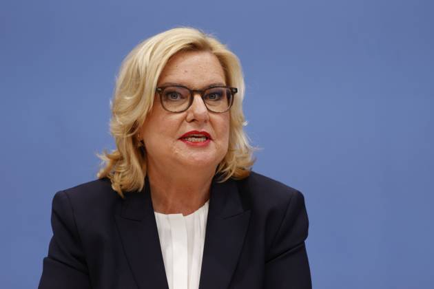 Eva Högl, Wehrbeauftragte des Deutschen Bundestages, Deutschland, Berlin, Bundespressekonferenz, Thema: Vorstellung des Jahresberichtes 2022