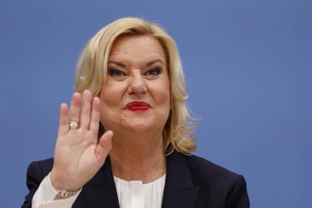 Eva Högl, Wehrbeauftragte des Deutschen Bundestages, Deutschland, Berlin, Bundespressekonferenz, Thema: Vorstellung des Jahresberichtes 2022