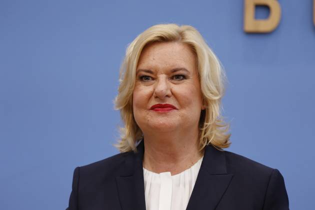 Eva Högl, Wehrbeauftragte des Deutschen Bundestages, Deutschland, Berlin, Bundespressekonferenz, Thema: Vorstellung des Jahresberichtes 2022