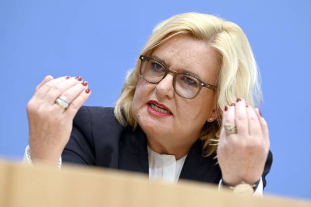 Eva Högl bei der Bundespressekonferenz zur Vorstellung des Jahresberichtes 2022 im Haus der Bundespressekonferenz. Berlin, 14.03.2023