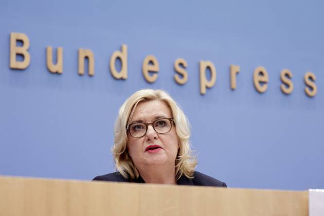 Eva Hoegl, Wehrbeauftragte des Deutschen Bundestages, SPD, PK zu - Vorstellung des Jahresberichtes 2022, DEU, Berlin, 14.03.2023