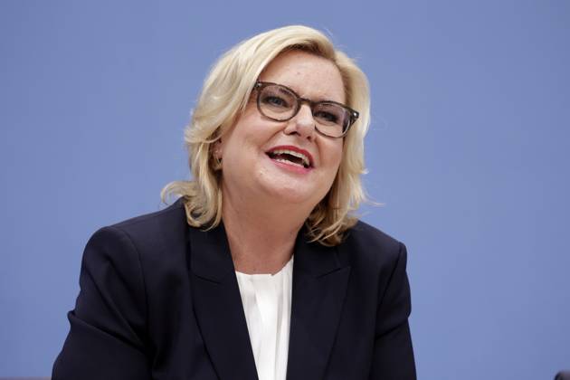 Eva Hoegl, Wehrbeauftragte des Deutschen Bundestages, SPD, PK zu - Vorstellung des Jahresberichtes 2022, DEU, Berlin, 14.03.2023