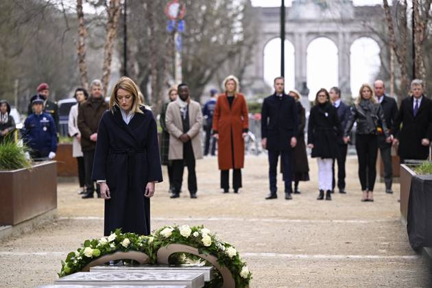 European Parliament chairwoman Roberta Metsola pictured during a ceremony at the memorial monument in the Brussels Wetstraat rue de la Loi to commemorate the 2016 terrorist attacks in Brussels, Wednesday 22 March 2023. On March 22 2016, 32 people were killed and 324 got injured in suicide bombings at Zaventem national airport and Maalbeek Maelbeek metro station, which were claimed by ISIL. LAURIExDIEFFEMBACQ 63508722