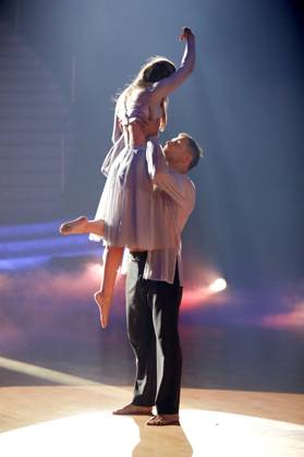 Mimi Kraus mit Mariia Maksina in der fünften Live-Show der 16. Staffel der RTL-Tanzshow Let s Dance im MMC Coloneum. Köln, 24.03.2023