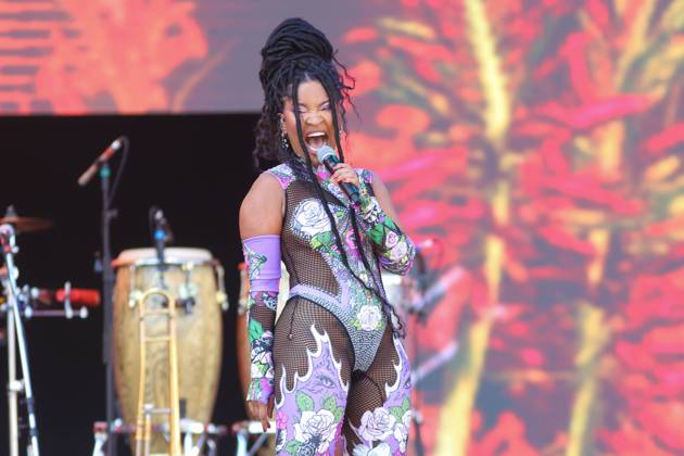 Bilder des Jahres 2023, Entertainment 03 März Entertainment Themen der Woche KW12 Entertainment Bilder des Tages Larissa Luz Performs at Lollapalooza 2023 Musical Show in Brazil. (INT) Larissa Luz Performs at Lollapalooza 2023 Musical Show in Brazil. March 26, 2023, Sao Paulo, Brazil: Larissa Luz performed live on Budweiser stage at the 10th edition of Lollapalooza 2023 in Sao Paulo, Brazil, on Domingo (26) at the Interlagos Autodrome Racetrack. Credit: Leco Viana Thenews2 Larissa Luz Performs at Lollapalooza 2023 Musical Show in Brazil.  Copyright: xLecoxVianax
