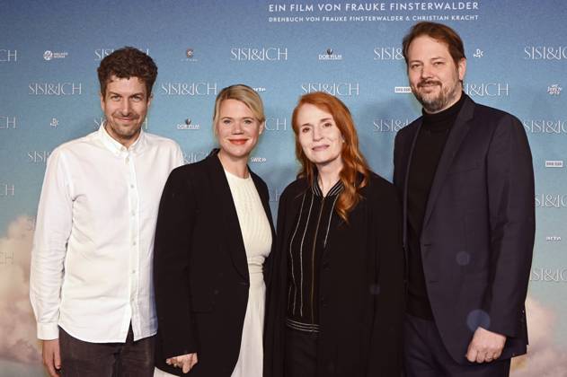 Bilder des Jahres 2023, Entertainment 03 März Entertainment Themen der Woche KW13 Tobias Walker, Frauke Finsterwalder, Sibylle Canonica und Philipp Worm bei der Premniere des Kinofilms Sisi & ich in den City-Atelier Kinos. München, 27.03.2023