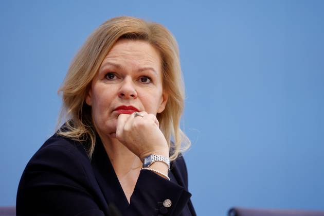 Bundesministerin des Innern und für Heimat Nancy Faeser, Deutschland, Berlin, Bundespressekonferenz, Thema: Polizeiliche Kriminalstatistik 2022