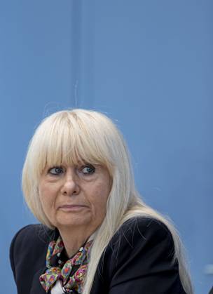 Iris Spranger, Vorsitzende der Innenministerkonferenz (IMK) und Senatorin fâˆöºr Inneres, Digitalisierung und Sport in Berlin in der Bundespressekonferenz in Berlin, 30.03.2023. Berlin Deutschland