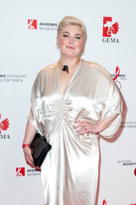 GEMA MusikautorInnenpreis 2023 Ela Steinmetz (Elaiza) beim 14. GEMA MusikautorInnenpreis im Ritz Carlton am 30.03.2023 in Berlin. Copyright: xEventpressxKochanx