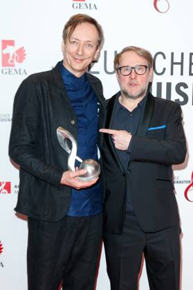 GEMA MusikautorInnenpreis 2023 Volker Bertelmann und Bjarne Maedel beim 14. GEMA MusikautorInnenpreis im Ritz Carlton am 30.03.2023 in Berlin. Copyright: xEventpressxKochanx