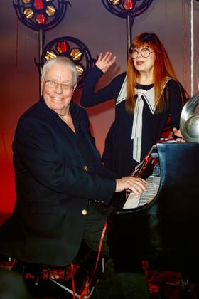 GEMA MusikautorInnenpreis 2023 Christian Bruhn und Katja Ebstein beim 14. GEMA MusikautorInnenpreis im Ritz Carlton am 30.03.2023 in Berlin. Copyright: xEventpressxKochanx