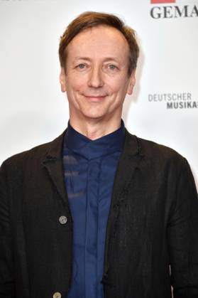 Volker Bertelmann beim 14. Deutschen Musikautor*innenpreis der GEMA 2023 im Hotel The Ritz-Carlton. Berlin, 30.03.2023