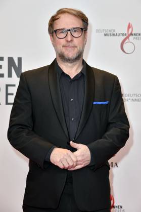Bjarne Mädel beim 14. Deutschen Musikautor*innenpreis der GEMA 2023 im Hotel The Ritz-Carlton. Berlin, 30.03.2023