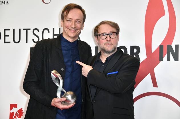 Volker Bertelmann und Bjarne Mädel beim 14. Deutschen Musikautor*innenpreis der GEMA 2023 im Hotel The Ritz-Carlton. Berlin, 30.03.2023