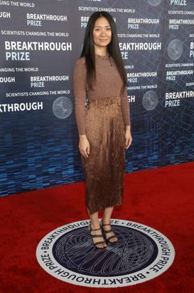 15 April 2023 Los Angeles, California - Chloe Zhao. 9th Annual Breakthrough Prize Ceremony held at Academy Museum of Motion Pictures in Los Angeles. Los Angeles USA - ZUMAa123 20230415_zaa_a123_135 Copyright: xFSx