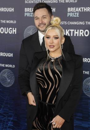 15 April 2023 Los Angeles, California - Matthew Rutler, Christina Aguilera. 9th Annual Breakthrough Prize Ceremony held at Academy Museum of Motion Pictures in Los Angeles. Los Angeles USA - ZUMAa123 20230415_zaa_a123_253 Copyright: xFSx