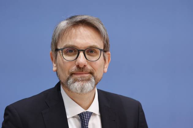 Marc Oliver Bettzüge, Deutschland, Berlin, Bundespressekonferenz, Thema: Veröffentlichung des Prüfberichts zur Berechnung der deutschen Treibhausgasemissionen für das Jahr 2022