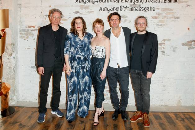 Nominiertenabend des Deutschen Filmpreises Lola 2023 Ingo Fliess, Gesa Jäger, Leonie Benesch, Ilker Catak und Marvin Miller beim Nominiertenabend des Deutschen Filmpreises Lola 2023 in der Fabrik 23 am 22.04.2023 in Berlin. Copyright: xEventpressxKochanx