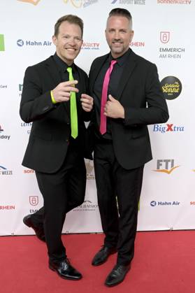 Neon bei der Verleihung der Goldenen Sonne 2023 während der Sonnenklar.TV Gala im Wunderland Kalkar. Kalkar, 22.04.2023