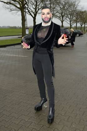 Harald Glööckler bei der Verleihung der Goldenen Sonne 2023 während der Sonnenklar.TV Gala im Wunderland Kalkar. Kalkar, 22.04.2023