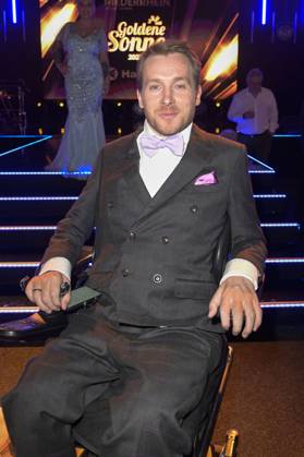 Samuel Koch bei der Verleihung der Goldenen Sonne 2023 während der Sonnenklar.TV Gala im Wunderland Kalkar. Kalkar, 22.04.2023