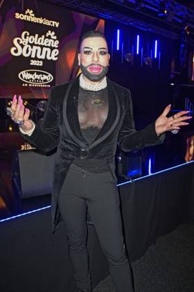 Harald Glööckler bei der Verleihung der Goldenen Sonne 2023 während der Sonnenklar.TV Gala im Wunderland Kalkar. Kalkar, 22.04.2023