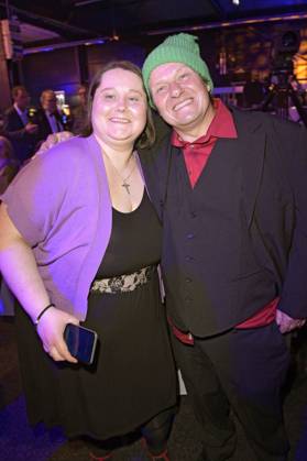 Manfred Ludolf mit Ehefrau Jana Ludolf bei der Verleihung der Goldenen Sonne 2023 während der Sonnenklar.TV Gala im Wunderland Kalkar. Kalkar, 22.04.2023
